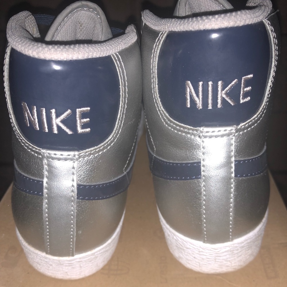 Nike high top blazer sneakers. Worn once